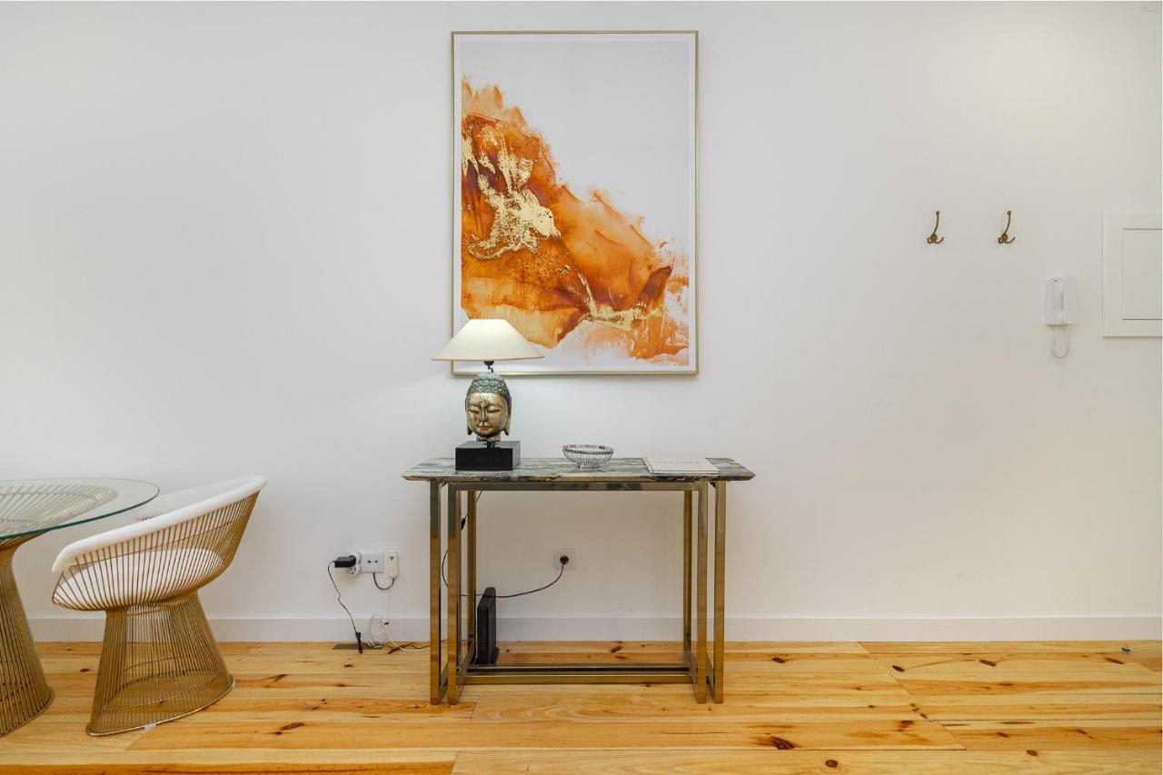 Whome Chic 1-Bed W/ Patio Perfect To Explore 리스본 외부 사진
