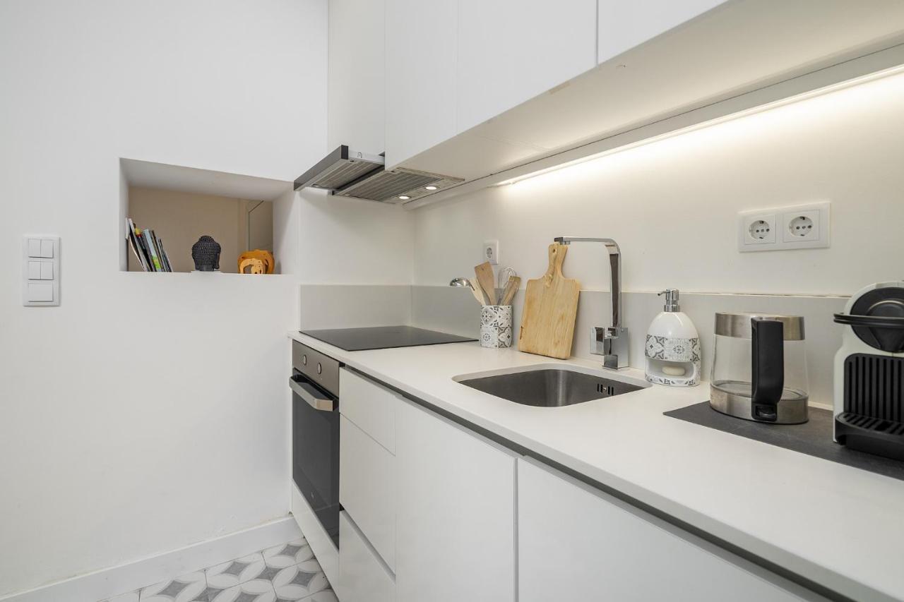 Whome Chic 1-Bed W/ Patio Perfect To Explore 리스본 외부 사진