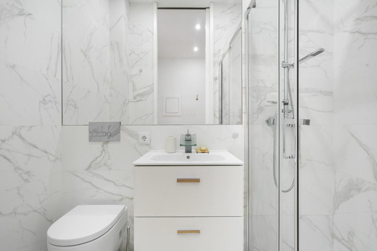 Whome Chic 1-Bed W/ Patio Perfect To Explore 리스본 외부 사진